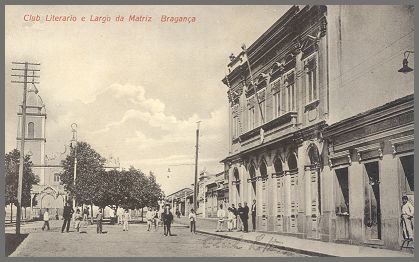 Cartão postal que mostra a sede do “Club Literario e Recreativo” e integra um conjunto de documentos preservados na Divisão de Acervo Histórico