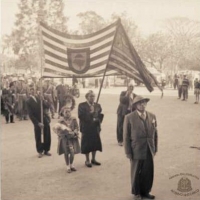 Solenidade de transferência dos restos mortais do Sargento Alvaro dos Santos Mattos, Herói da Revolução de 1932, para sepultamento no Mausoléu da Revolução, no Ibirapuera. 1956 Solenidade de transferência dos restos mortais do Sargento Alvaro dos Santos Mattos, Herói da Revolução de 1932, para sepultamento no Mausoléu da Revolução, no Ibirapuera. 1956