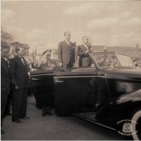 Visita oficial do Presidente da República Juscelino Kubitschek ao Parlamento Paulista, por ocasião da comemoração do Jubileu de Prata da Revolução de 1932 e pelo 10º Aniversário da Constituinte Paulista. 1957 Visita oficial do Presidente da República Juscelino Kubitschek ao Parlamento Paulista, por ocasião da comemoração do Jubileu de Prata da Revolução de 1932 e pelo 10º Aniversário da Constituinte Paulista. 1957