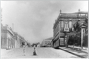 Rua General Osório, em São Carlos (1888) Rua General Osório, em São Carlos (1888)